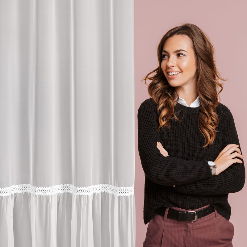 Zasłona gotowa Naomi biała 140 x 260 cm – rozprasza światło
