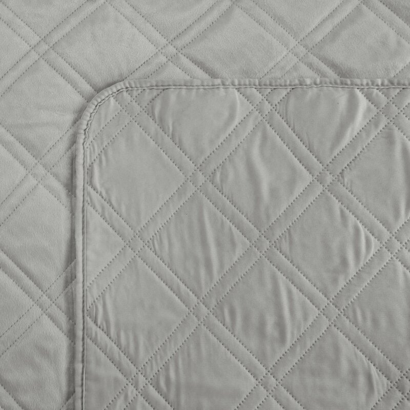 Narzuta welurowa D91 srebrna 170 x 210 cm – doda blasku sypialni