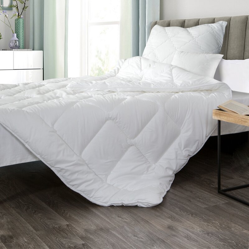 Kołdra DESIGN91 biała 180 x 200 cm – zapewniająca komfort snu