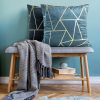 Poszewka Blink 29 niebieska 45 x 45 cm – doda luksusowego charakteru