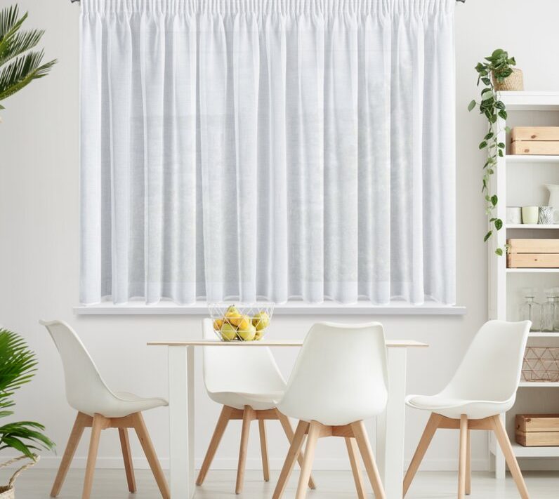 Firana gotowa biała 350 x 150 cm – rozprasza światło