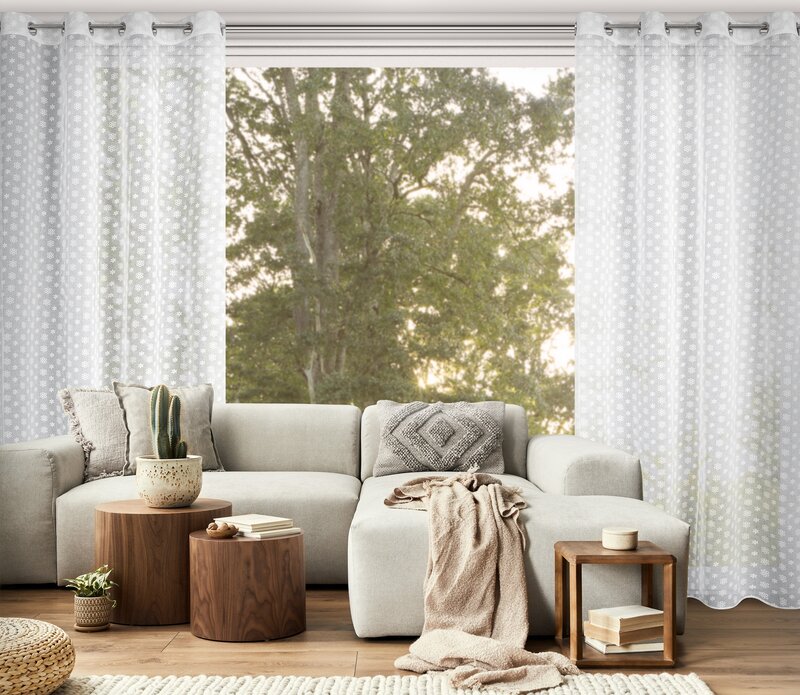Firana gotowa Sanny biały 140 x 250 cm – rozświetla wnętrze