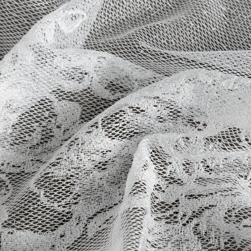 Firana gotowa Alexia biała 140 x 250 cm – rozprasza światło