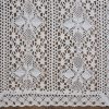 Obrus ażurowy biały 40 x 180 cm – elegancka dekoracja stołu
