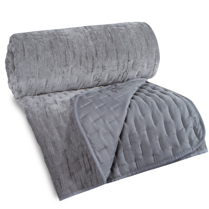 Narzuta Chelen1 srebrna 170 x 210 cm – ochrona pościeli