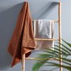 Ręcznik welurowy FERO ceglasty 30 x 50 cm – idealny do rąk