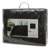 Narzuta Vanesa czarna 200 x 220 cm – dodaje szyku sypialni