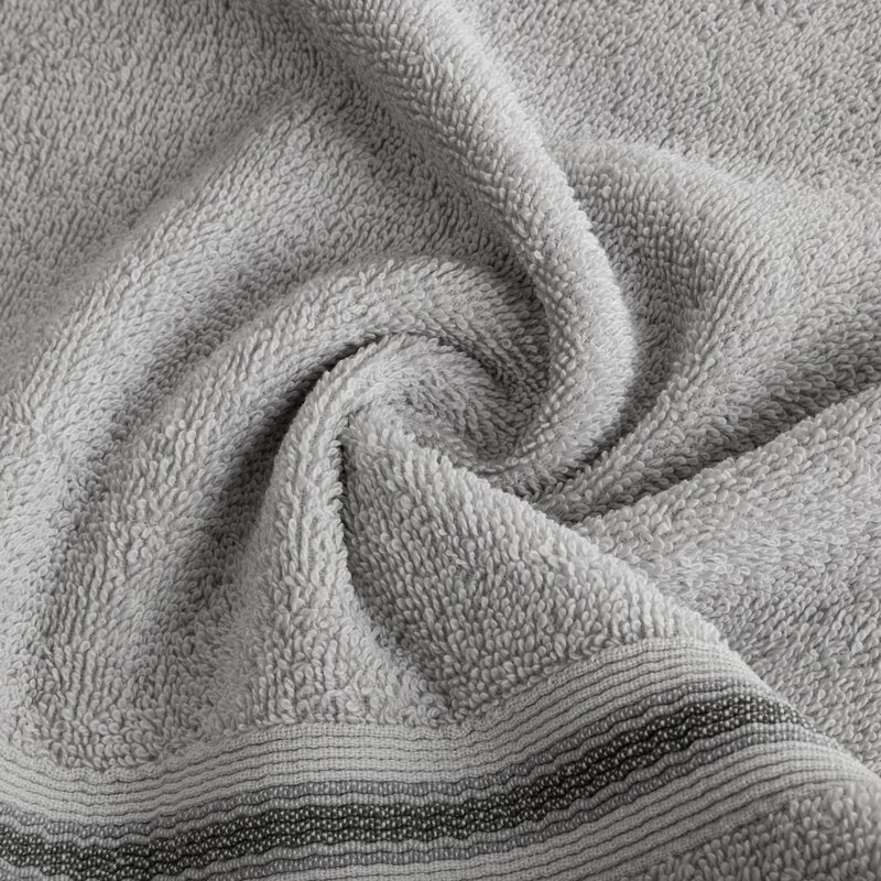 Ręcznik TRIS srebrny 30 x 50 cm – miękki i chłonny
