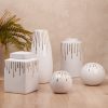 Wazon ceramiczny biały 14 x 14 x 23 cm – na suche i kwiaty