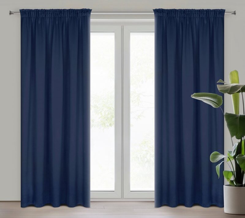 Zasłona gotowa Logan granatowa 135 x 270 cm – zaciemnia pomieszczenie