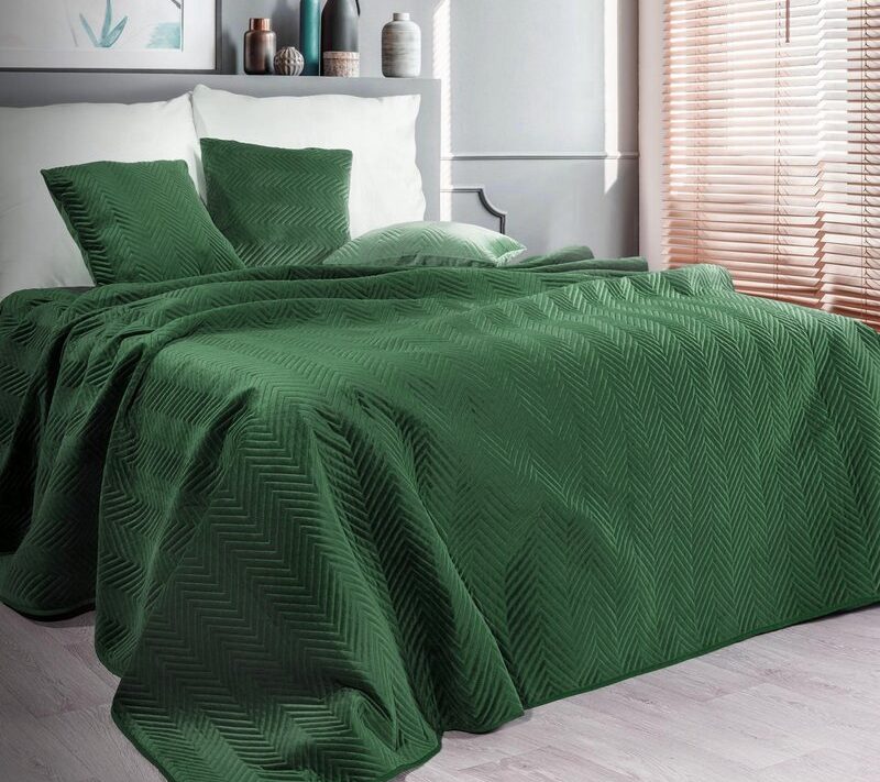 Narzuta Velvet Sofia ciemnozielona 200 x 220 cm – dodaje elegancji