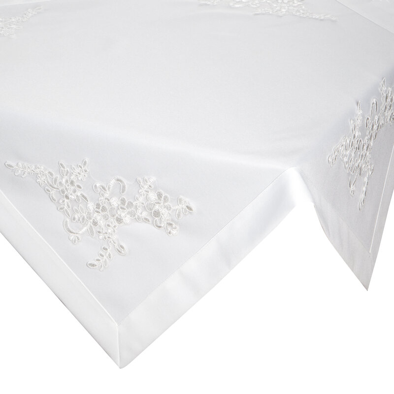 Obrus biały 85 x 85 cm – dodaje wnętrzu lekkości