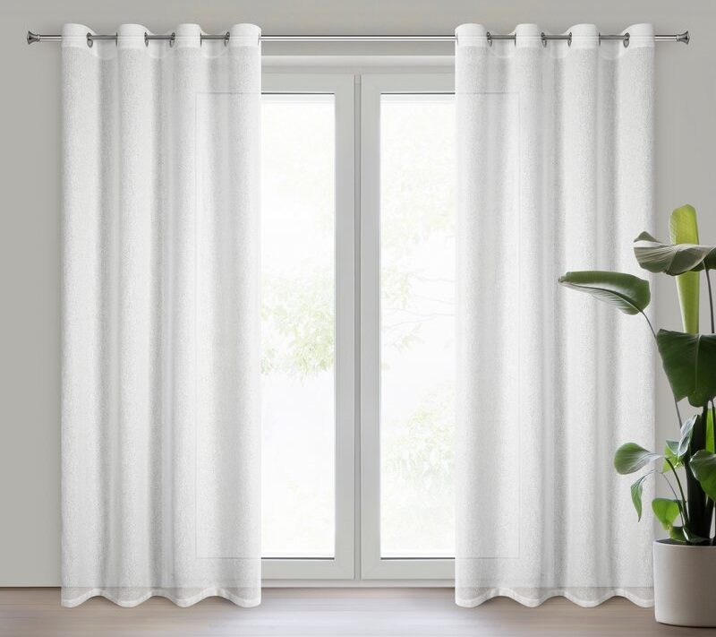 Zasłona gotowa Essi biała 140 x 250 cm – rozświetla wnętrze