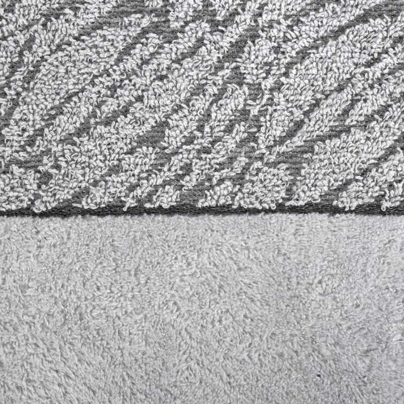 Ręcznik welurowy NOLA srebrny 50 x 90 cm – miękki i chłonny