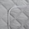 Narzuta Alara6 srebrna 200 x 220 cm – dodaje blasku sypialni