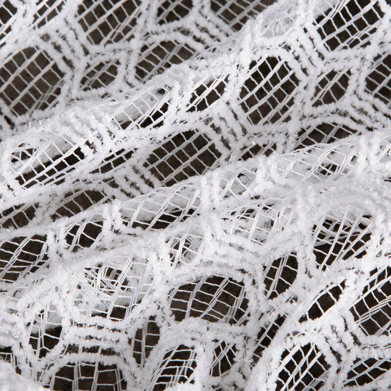 Firana gotowa biała 140 x 250 cm – rozprasza światło
