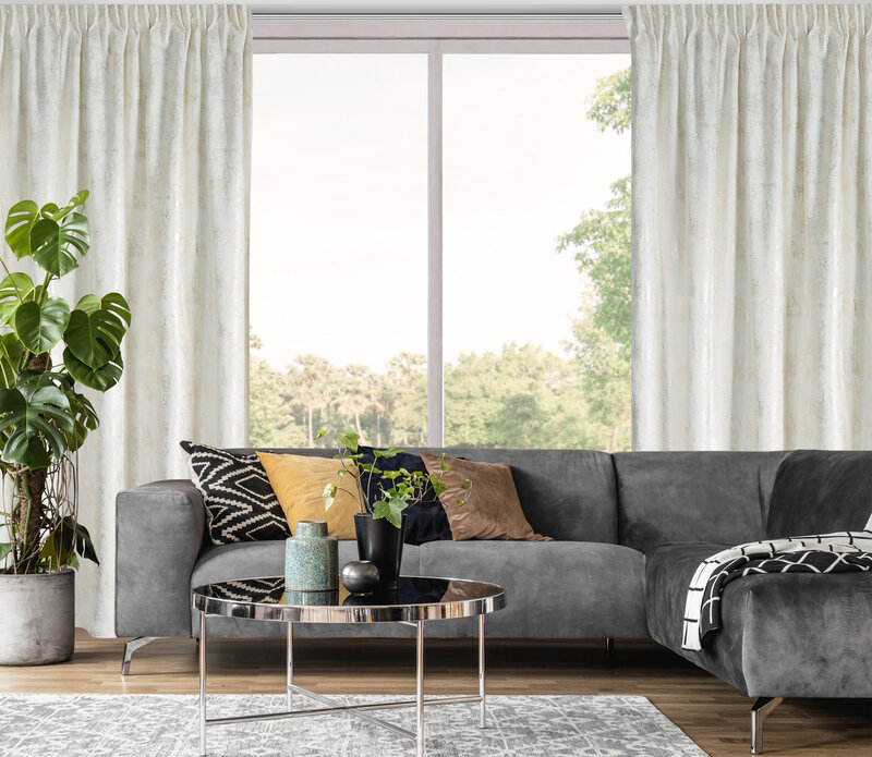 Zasłona gotowa Ingrid kremowa 140 x 270 cm – wprowadza przytulność