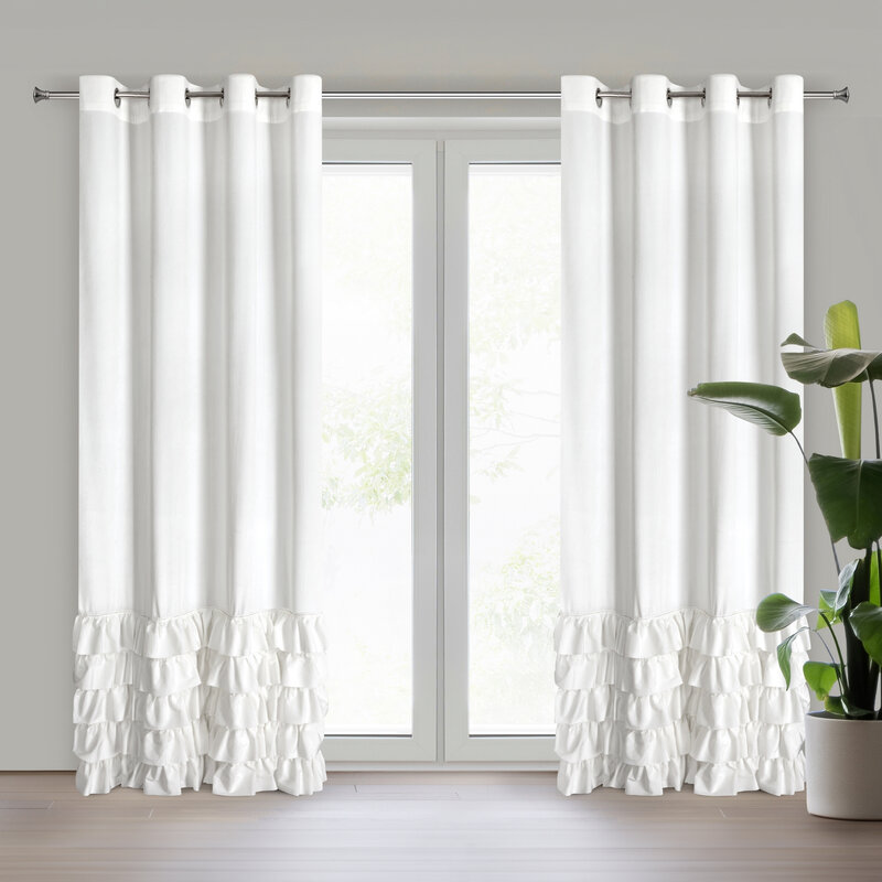 Zasłona gotowa biała 140 x 250 cm – dodaje przytulności