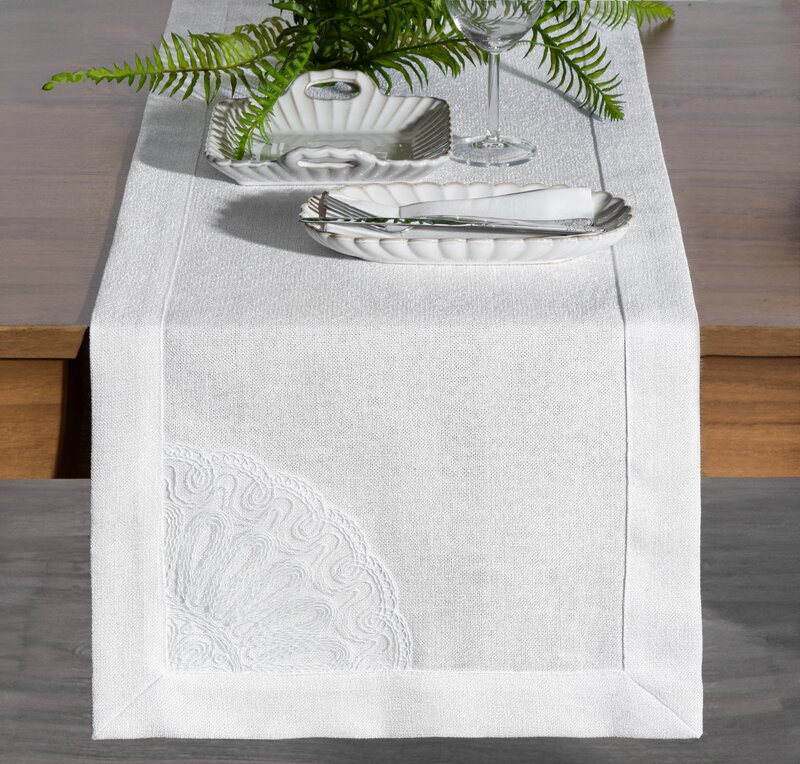 Bieżnik Elen biały 40 x 140 cm – doda świeżości