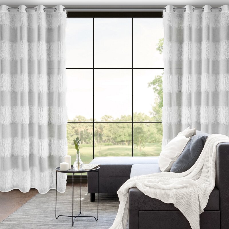 Firana gotowa Margaret 1 biała 140 X 250 cm – z delikatną aplikacją