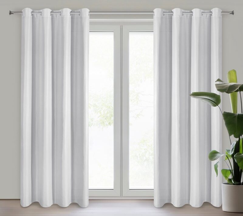Zasłona gotowa Adari biała 140 x 250 cm – rozjaśnia wnętrze