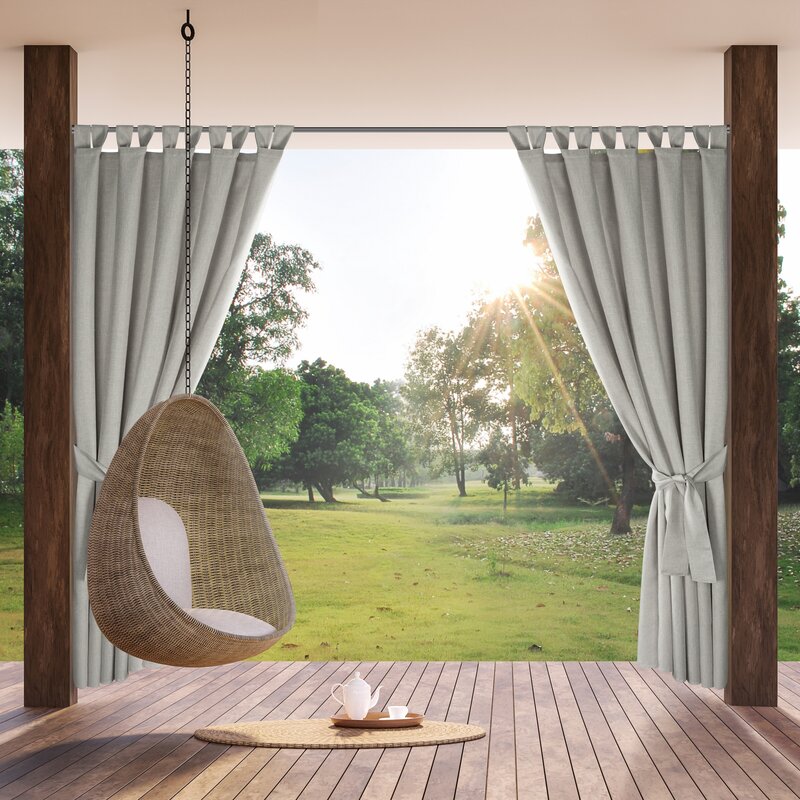 Zasłona gotowa Garden srebrna 155 x 240 cm – ochrona przed słońcem