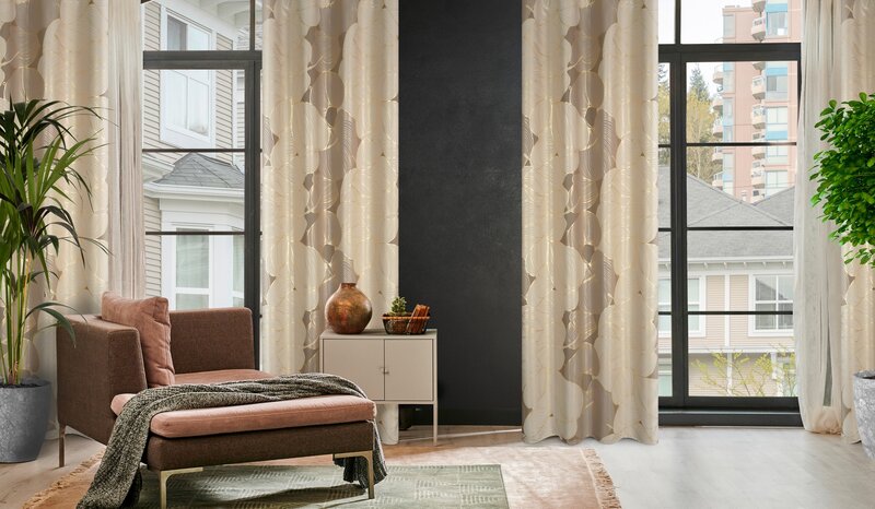 Zasłona gotowa Frezja beżowa 140 x 250 cm – tworzy przytulne tło