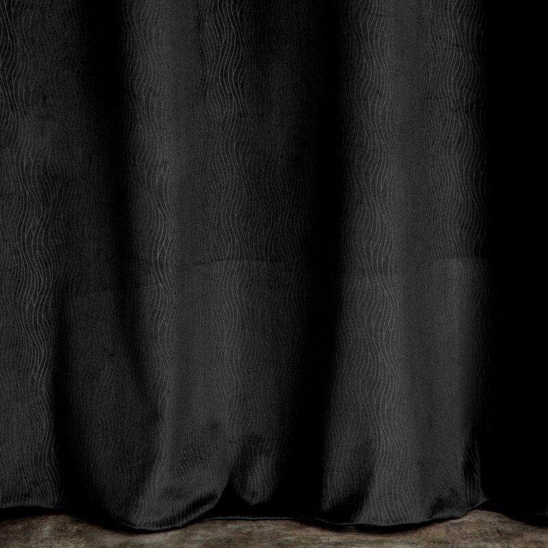 Zasłona gotowa Lili czarna 140 x 250 cm – zaciemniająca sypialnię