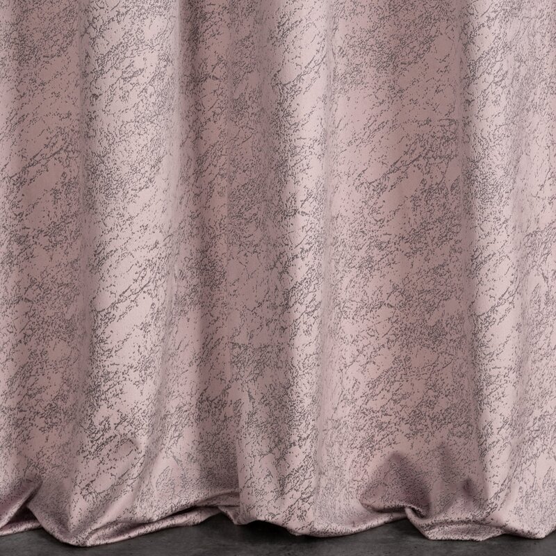 Zasłona gotowa Riva na taśmie różowa 140 X 270 cm – welwetowa miękkość
