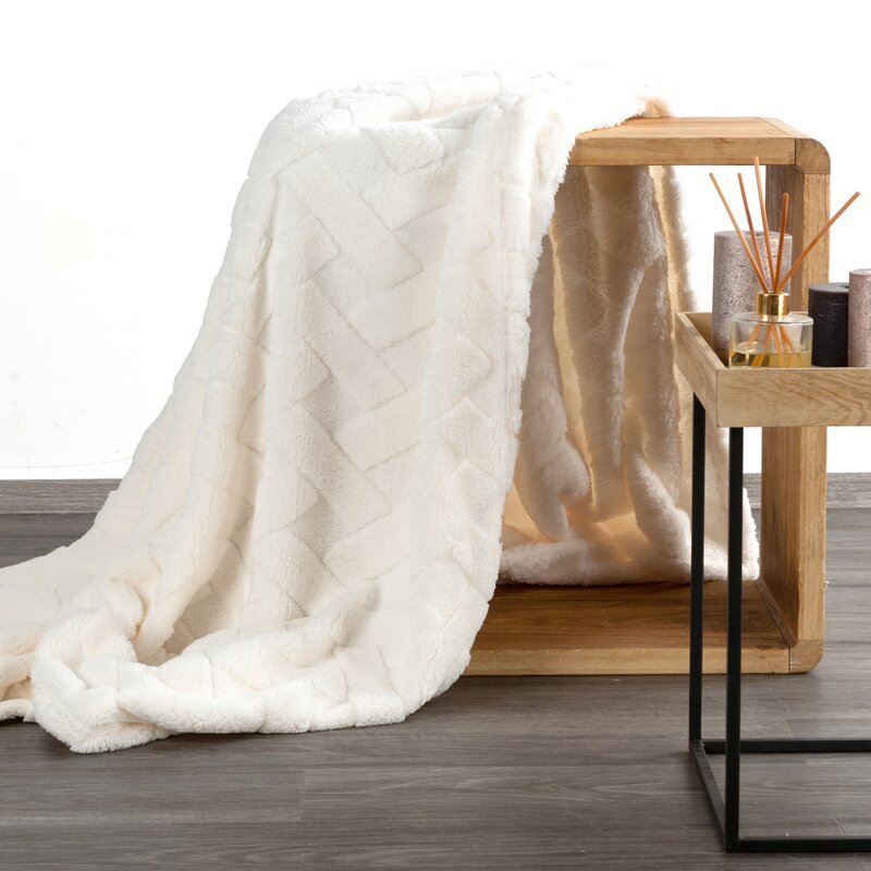 Koc flanelowy Caro kremowy 170 x 210 cm – przyjemny w dotyku