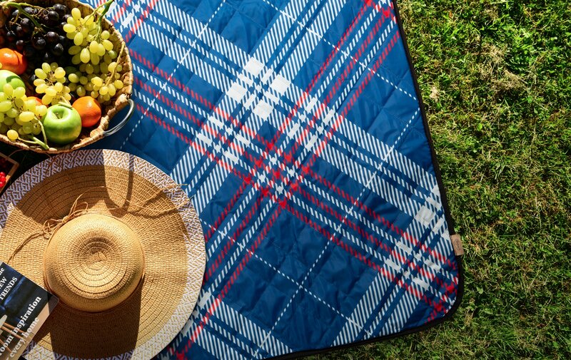 Koc piknikowy SI/HARMONY/K/02 granatowy 130x145 cm – idealny na piknik