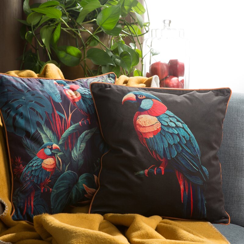 Poszewka velvet z haftem czarna 45 x 45 cm – wprowadzi egzotyczny klimat