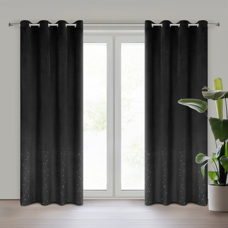 Zasłona gotowa Ariadna czarna 140 x 250 cm – zaciemnia pomieszczenie