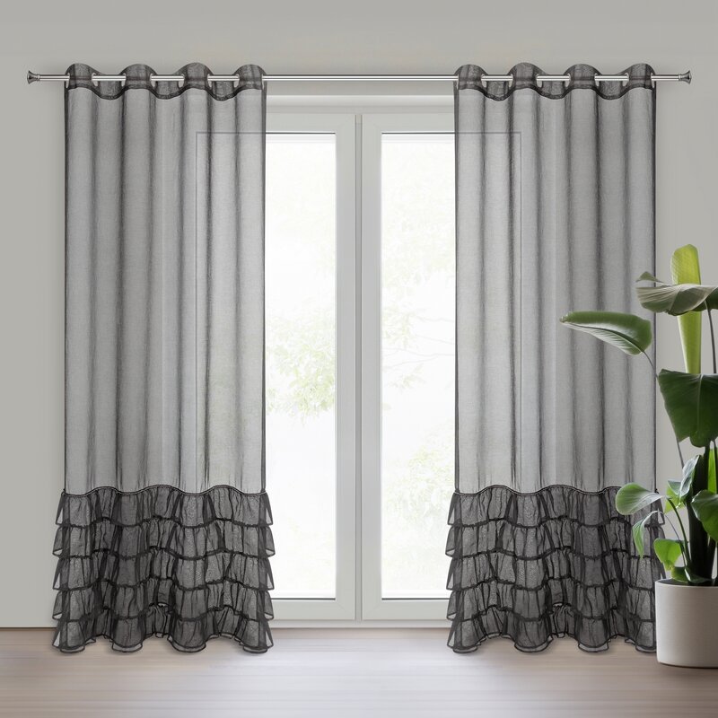 Zasłona gotowa Carli czarna 140 x 250 cm – subtelnie rozprasza światło
