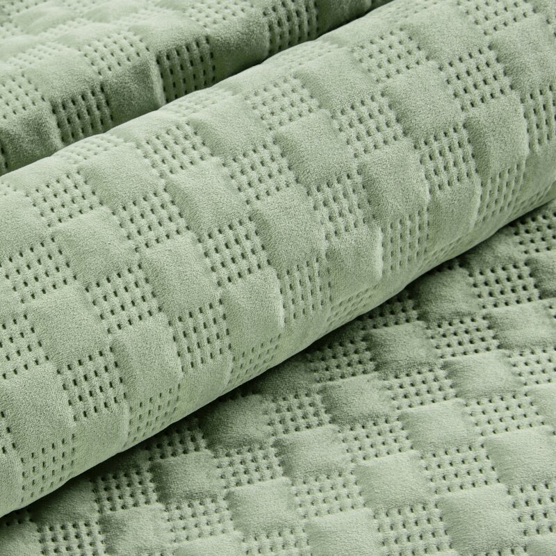 Narzuta Velvet jasnozielona 200 x 220 cm – dodaje miękkości