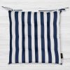 Siedzisko tarasowe granatowe pasy 40x40x5 cm – stylowy dodatek