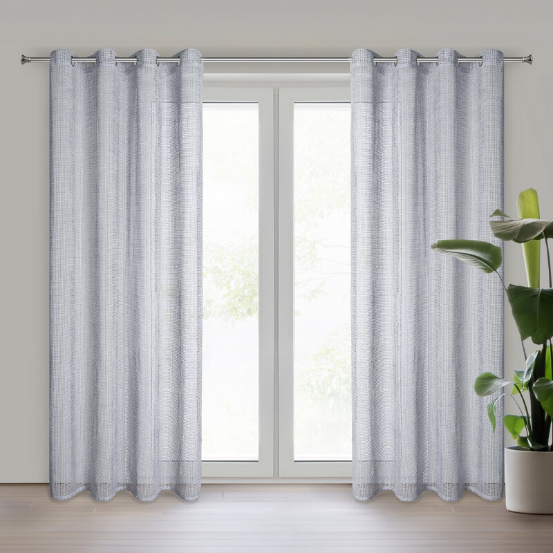 Firana gotowa Neli srebrna 140 x 250 cm – rozprasza światło