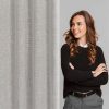 Zasłona gotowa NEL szara 140 x 250 cm – subtelne zaciemnienie