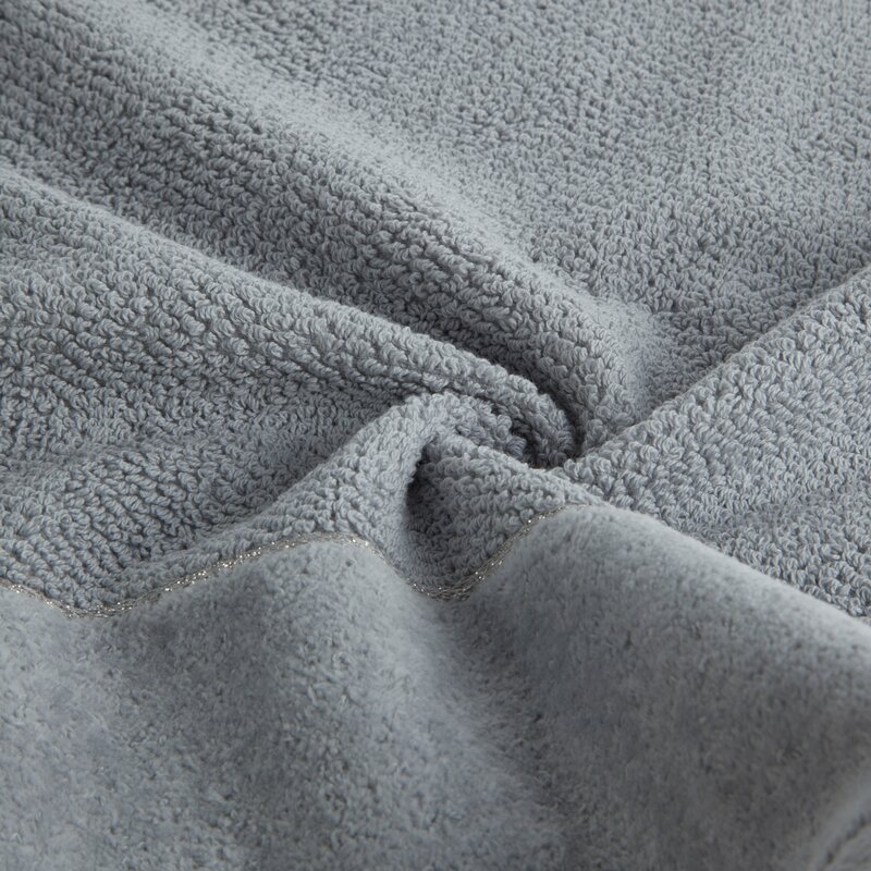 Ręcznik Lurex Aria srebrny 30 x 50 cm – miękki i chłonny