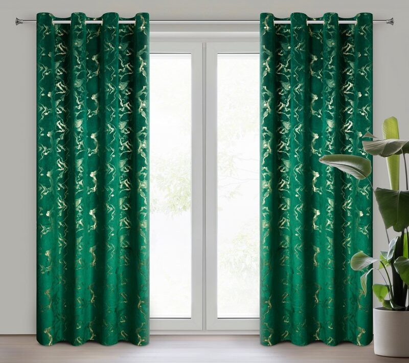 Zasłona gotowa RAJA ciemnozielona 140 X 250 cm – welwetowa, błyszcząca