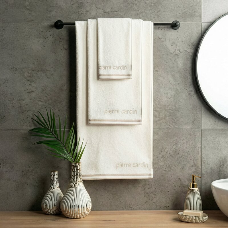 Ręcznik Pierre Cardin Rocco kremowy 30 X 50 CM – miękki i chłonny