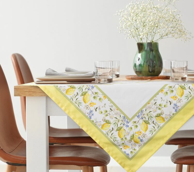 Obrus SUMMER16 jasnokremowy 90 X 90 CM – letni urok