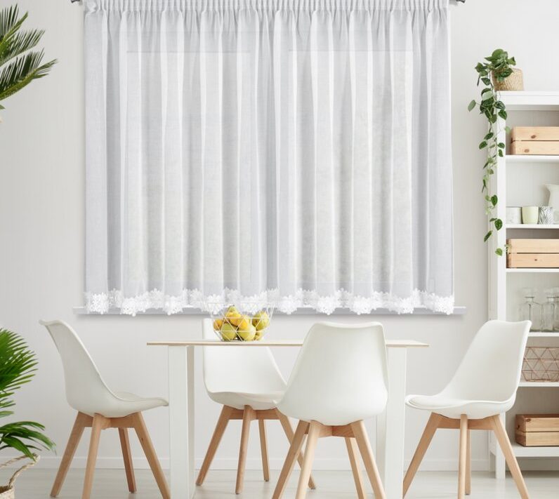 Firana gotowa Kaja biała 350 X 155 CM – zdobiona obszywką