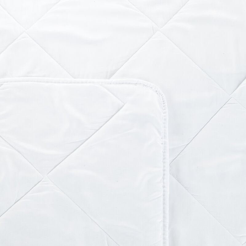 Kołdra DESIGN91 biała 220 X 200 CM – lekka i przewiewna