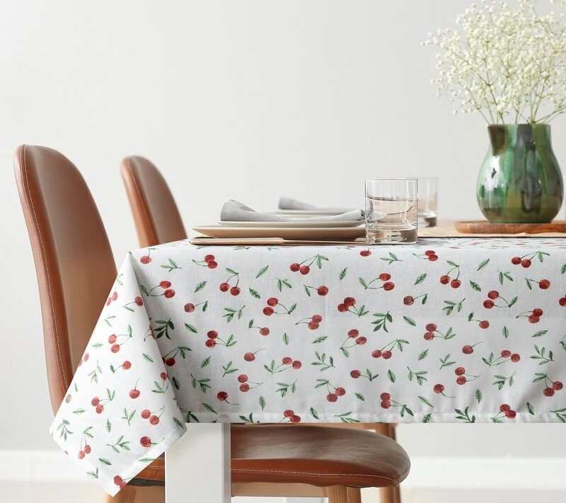 Obrus Cherry biały 140 X 180 CM – z radosnym motywem wiśni