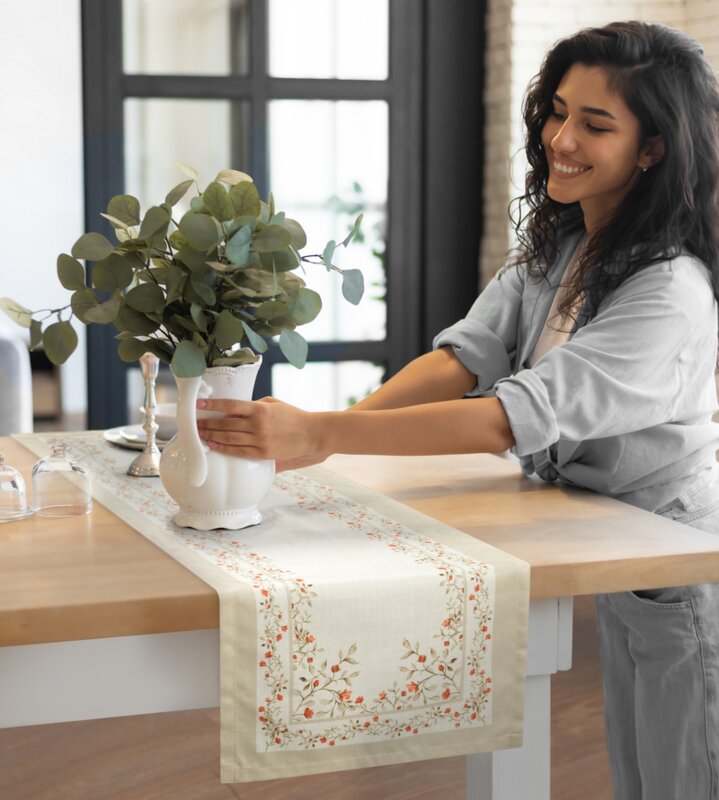 Bieżnik SUMMER17 jasnokremowy 40 X 140 cm – sielski kwiatowy wzór
