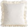 Poszewka welwetowa Brenda1 kremowa 45 X 45 CM – miękka z falbankami