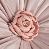 Poszewka dekoracyjna Flores 5 pudrowa Ø 40 cm – welwetowa w kształcie kwiatu