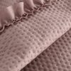 Narzuta D91 Falbanka pudrowa 240 X 220 CM – stylowa i przytulna