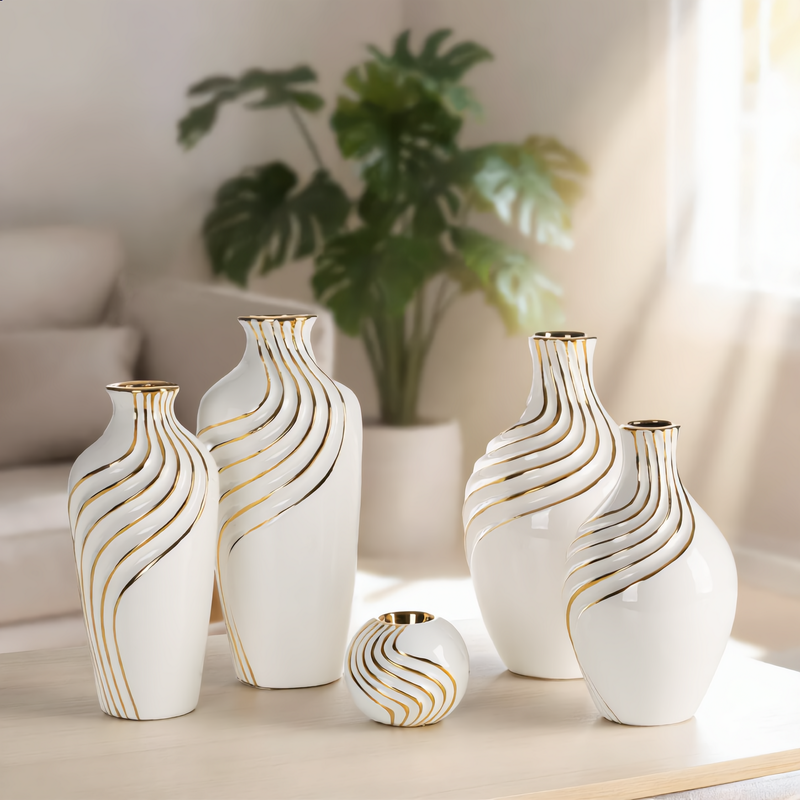 Wazon ceramiczny Estela (03) biały 15 X 15 X 33 CM – ze złotymi zdobieniami